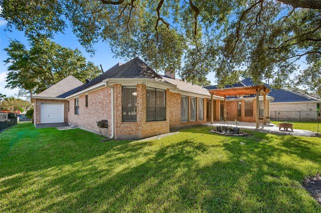 20711 Atascocita Shores Drive, Humble, TX 77346