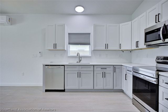 6421 Okinawa Avenue, Sebring, FL 33876