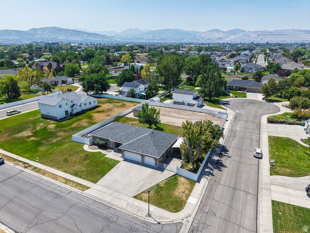 12142 S 3300 W, Riverton, UT 84065