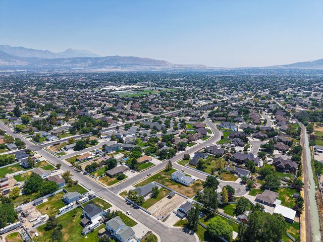 12142 S 3300 W, Riverton, UT 84065