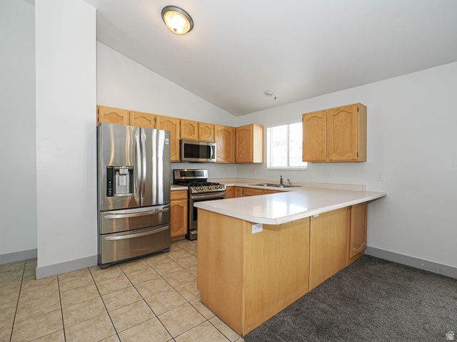 12142 S 3300 W, Riverton, UT 84065