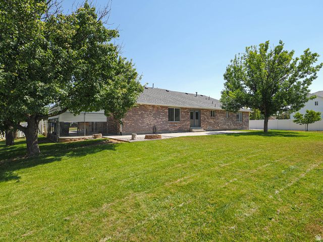 12142 S 3300 W, Riverton, UT 84065