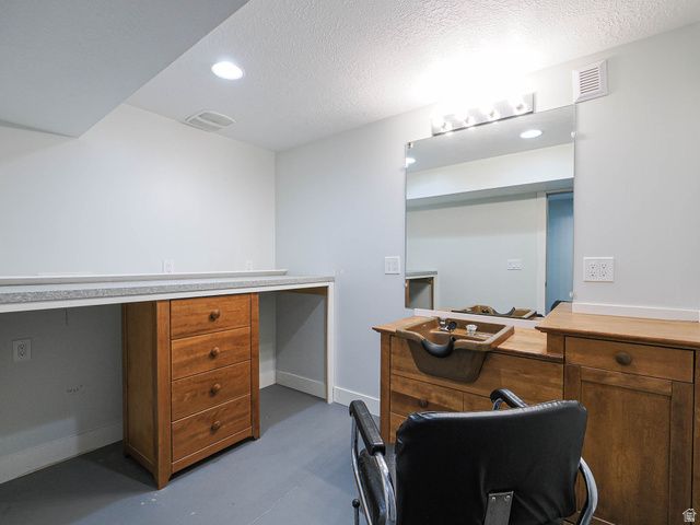 12142 S 3300 W, Riverton, UT 84065