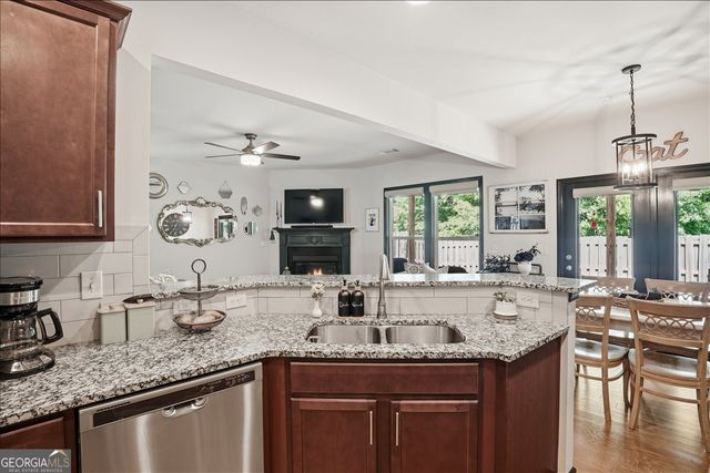 5140 Breezewood Circle, Alpharetta, GA 30004