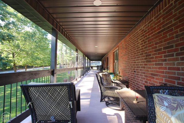 2 Caxambas Drive, Cherokee Village, AR 72529