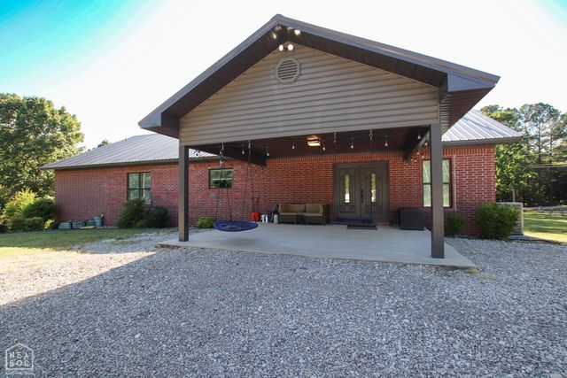 2 Caxambas Drive, Cherokee Village, AR 72529