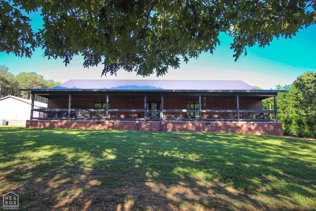 2 Caxambas Drive, Cherokee Village, AR 72529