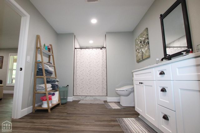 2 Caxambas Drive, Cherokee Village, AR 72529