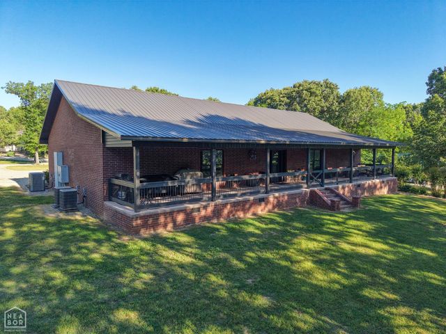 2 Caxambas Drive, Cherokee Village, AR 72529