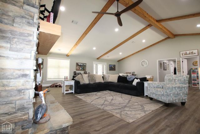 2 Caxambas Drive, Cherokee Village, AR 72529