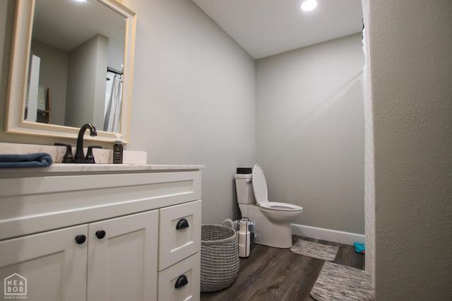 2 Caxambas Drive, Cherokee Village, AR 72529