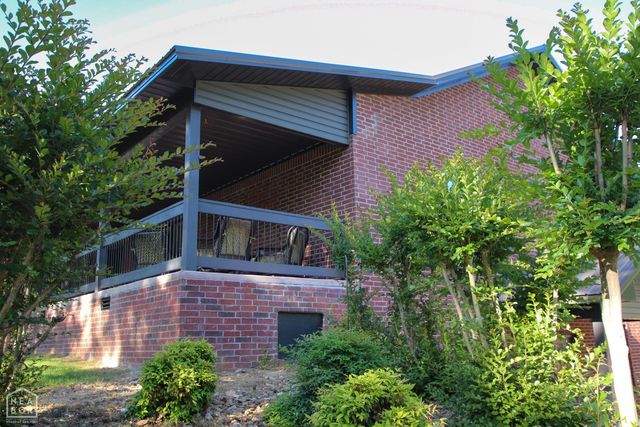 2 Caxambas Drive, Cherokee Village, AR 72529