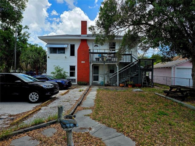 1204 38TH AVENUE N, St Petersburg, FL 33704