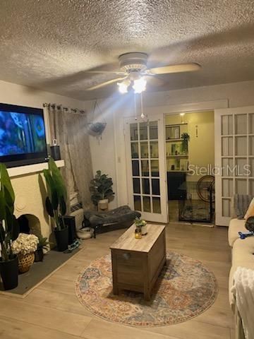 1204 38TH AVENUE N, St Petersburg, FL 33704