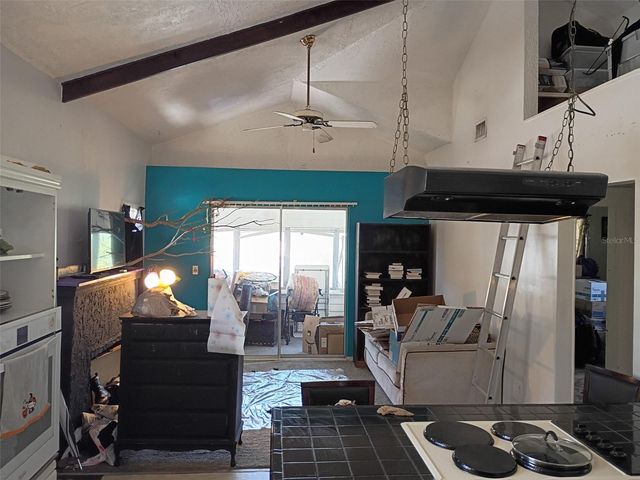 1204 38TH AVENUE N, St Petersburg, FL 33704