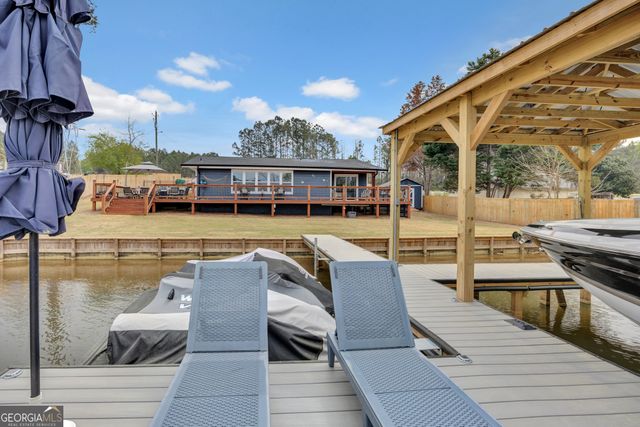 8900 Jackson Lake Road, Monticello, GA 31064