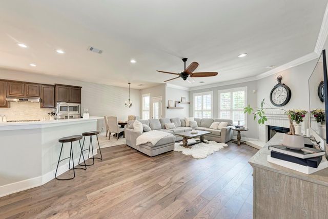 2407 Powderham LN S, Cedar Park, TX 78613
