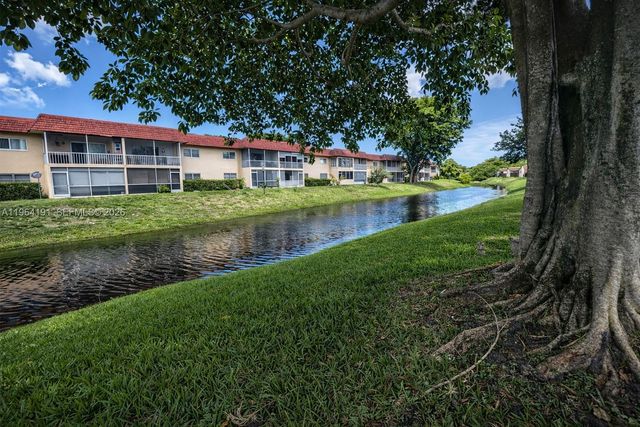 22335 Palomita Dr 22335, Boca Raton, FL 33428
