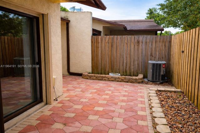 22335 Palomita Dr 22335, Boca Raton, FL 33428