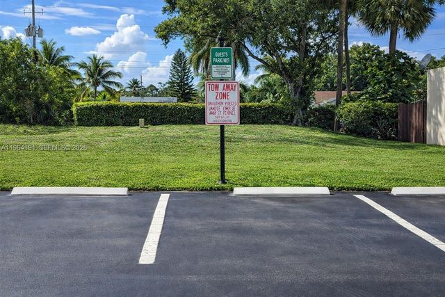 22335 Palomita Dr 22335, Boca Raton, FL 33428