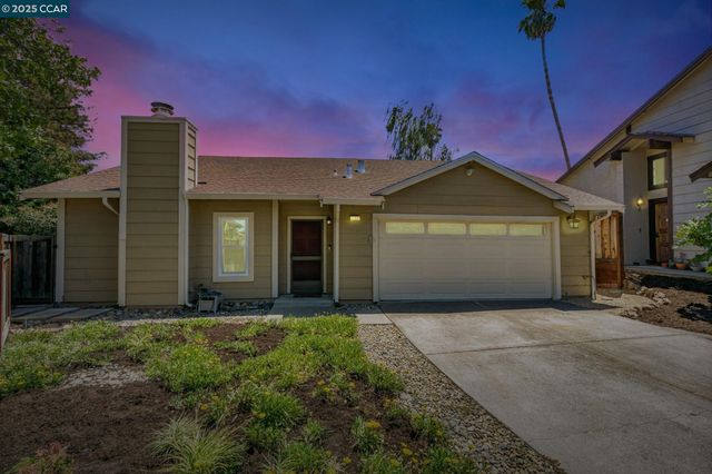 2316 Lake Park Ct, Martinez, CA 94553