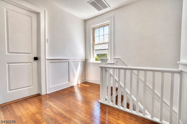 65 E Almira St, Bloomfield Twp., NJ 07003