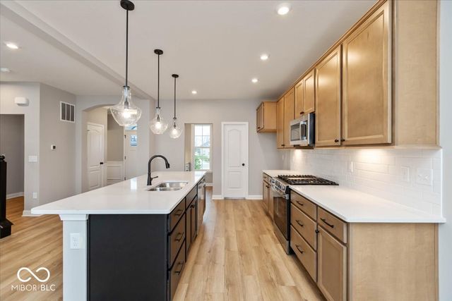 942 Apryl Drive, Greenwood, IN 46143