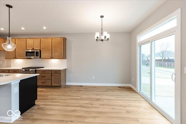 942 Apryl Drive, Greenwood, IN 46143