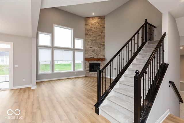 942 Apryl Drive, Greenwood, IN 46143