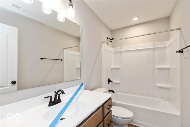 942 Apryl Drive, Greenwood, IN 46143