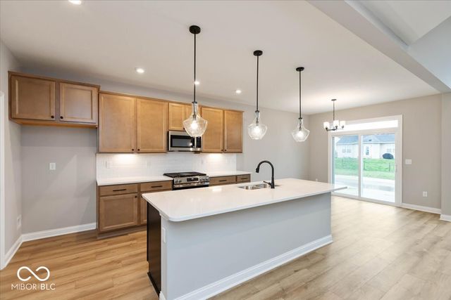 942 Apryl Drive, Greenwood, IN 46143