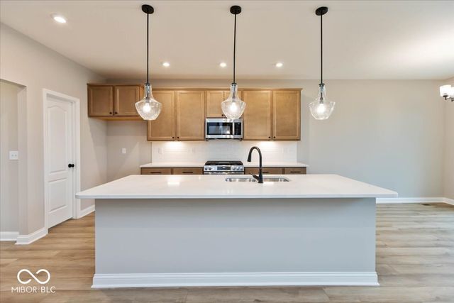 942 Apryl Drive, Greenwood, IN 46143