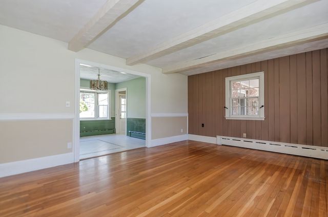 356 Bridge St, Fairhaven, MA 02719