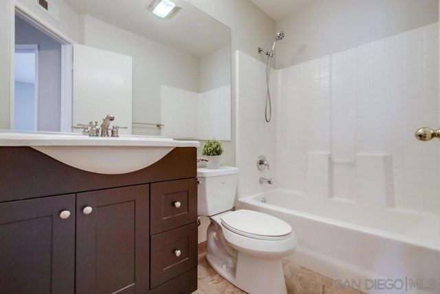 11865 Spruce Run C, San Diego, CA 92131