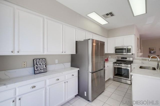 11865 Spruce Run C, San Diego, CA 92131