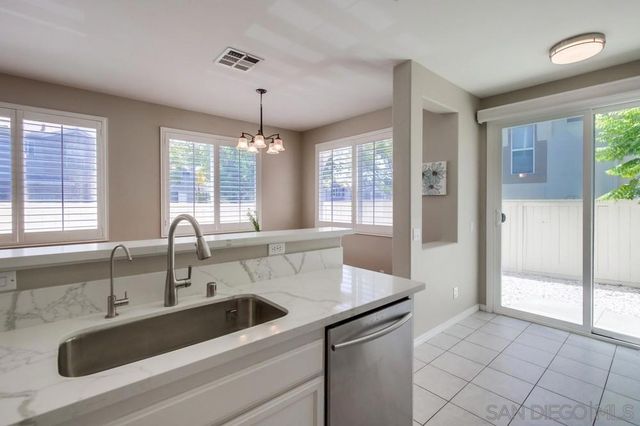 11865 Spruce Run C, San Diego, CA 92131