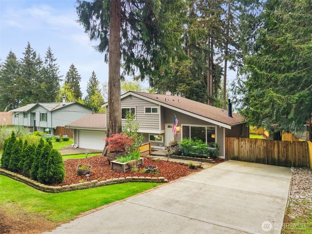 4460 Fir Drive NE, Bremerton, WA 98310