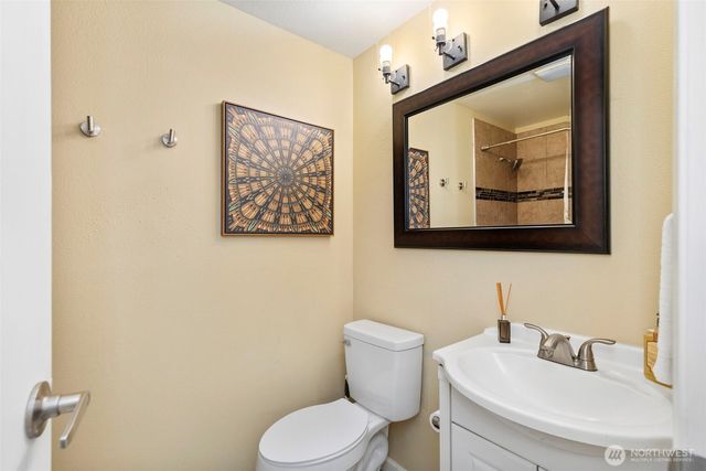 4460 Fir Drive NE, Bremerton, WA 98310