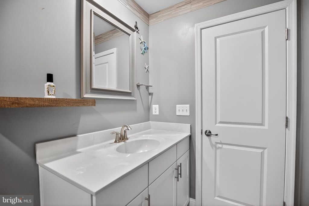Image 42 of property listing at 23862 MYRTLE GLEN WAY, California, MD 20619