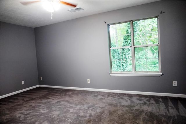 1082 Huntington Trace SE, Smyrna, GA 30082
