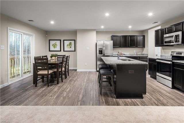 707 Hopi CT, Portsmouth, VA 23701