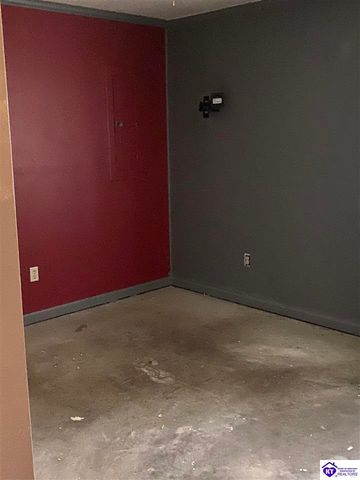 1088 Wonderland Cavern Road, Cecilia, KY 42724