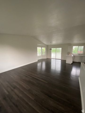 3223 W 13120 S, Riverton, UT 84065