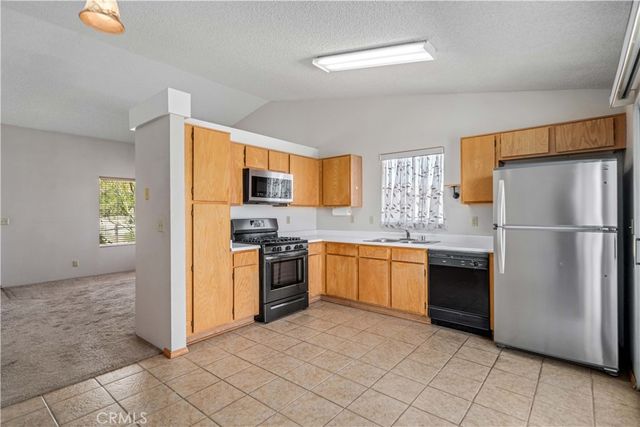 1016 Armstrong Avenue, Rosamond, CA 93560