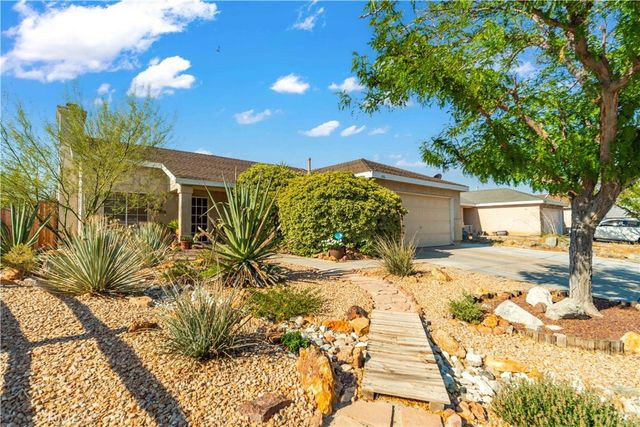 1016 Armstrong Avenue, Rosamond, CA 93560