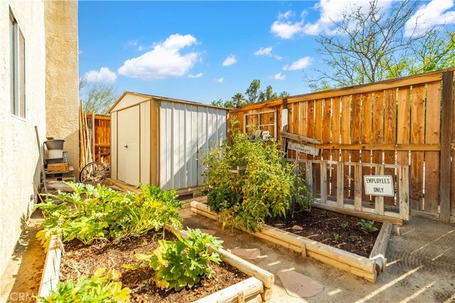 1016 Armstrong Avenue, Rosamond, CA 93560