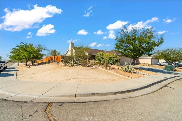 1016 Armstrong Avenue, Rosamond, CA 93560