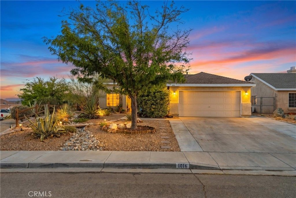 1016 Armstrong Avenue, Rosamond, CA 93560