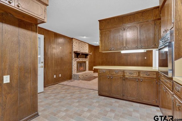 224 Francis Drive, Lindale, TX 75771