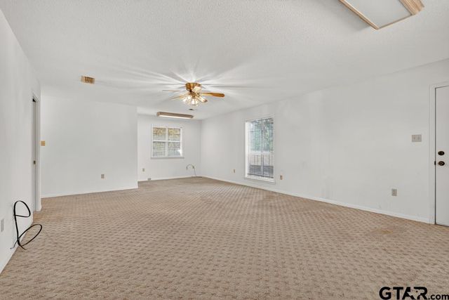 224 Francis Drive, Lindale, TX 75771